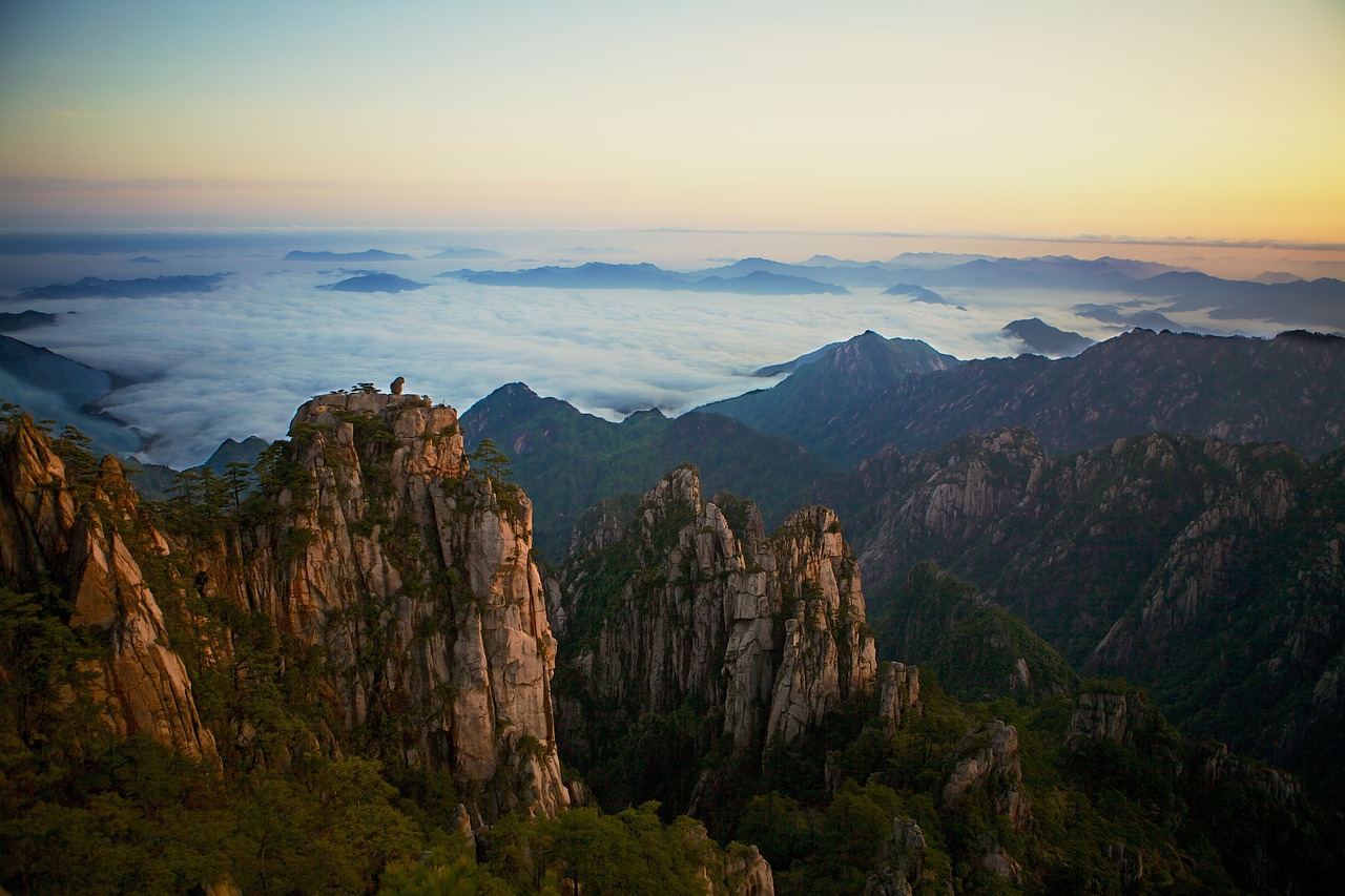yellow-mountains-532857_1280